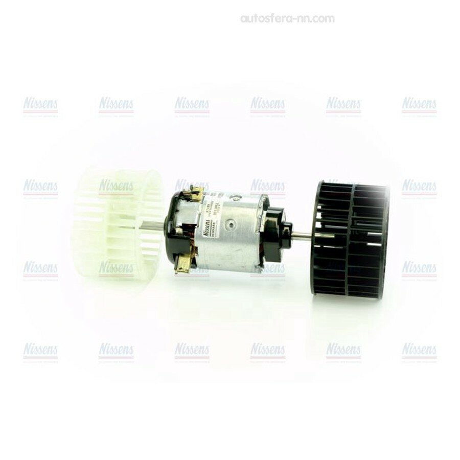 NISSENS 87189 электродвигатель отопителя! с крыльчатками 24V 104W 2-х лопастной\Volvo FL, MAN M/F 90