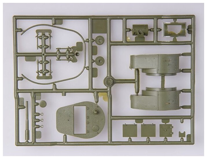 Сборная модель ZVEZDA Советский лёгкий танк БТ-7 (3545) 1:35 - фотография № 5