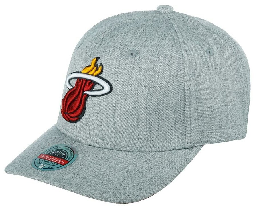 Бейсболка MITCHELL NESS HHSS3273-MHEYYPPPGYHT Miami Heat NBA 