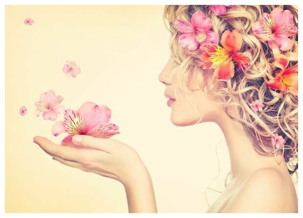 Постер Летняя фея с цветами в руках и в прическе 56см. x 40см.