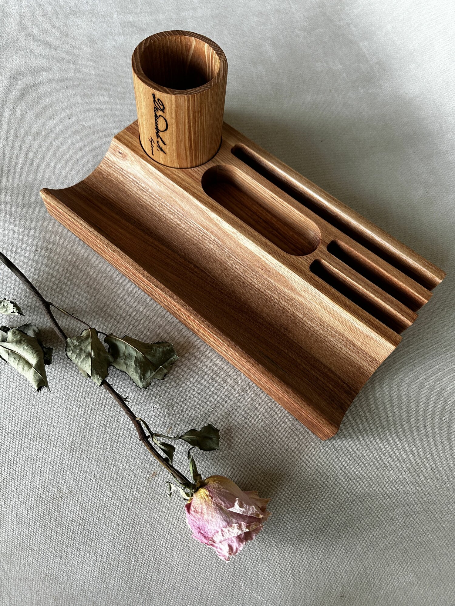 Органайзер настольный №3 со стаканчиком в комплекте карагач, 30*17*11 см