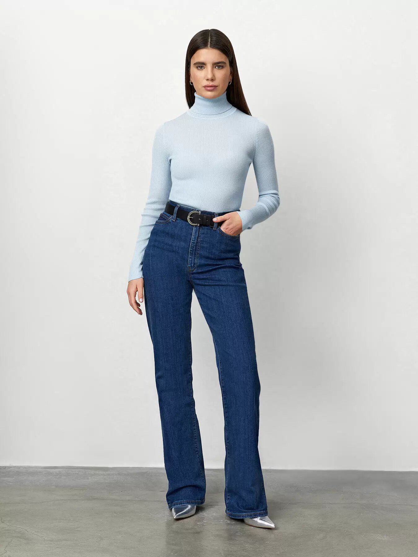 Джинсы клеш JUST CLOTHES