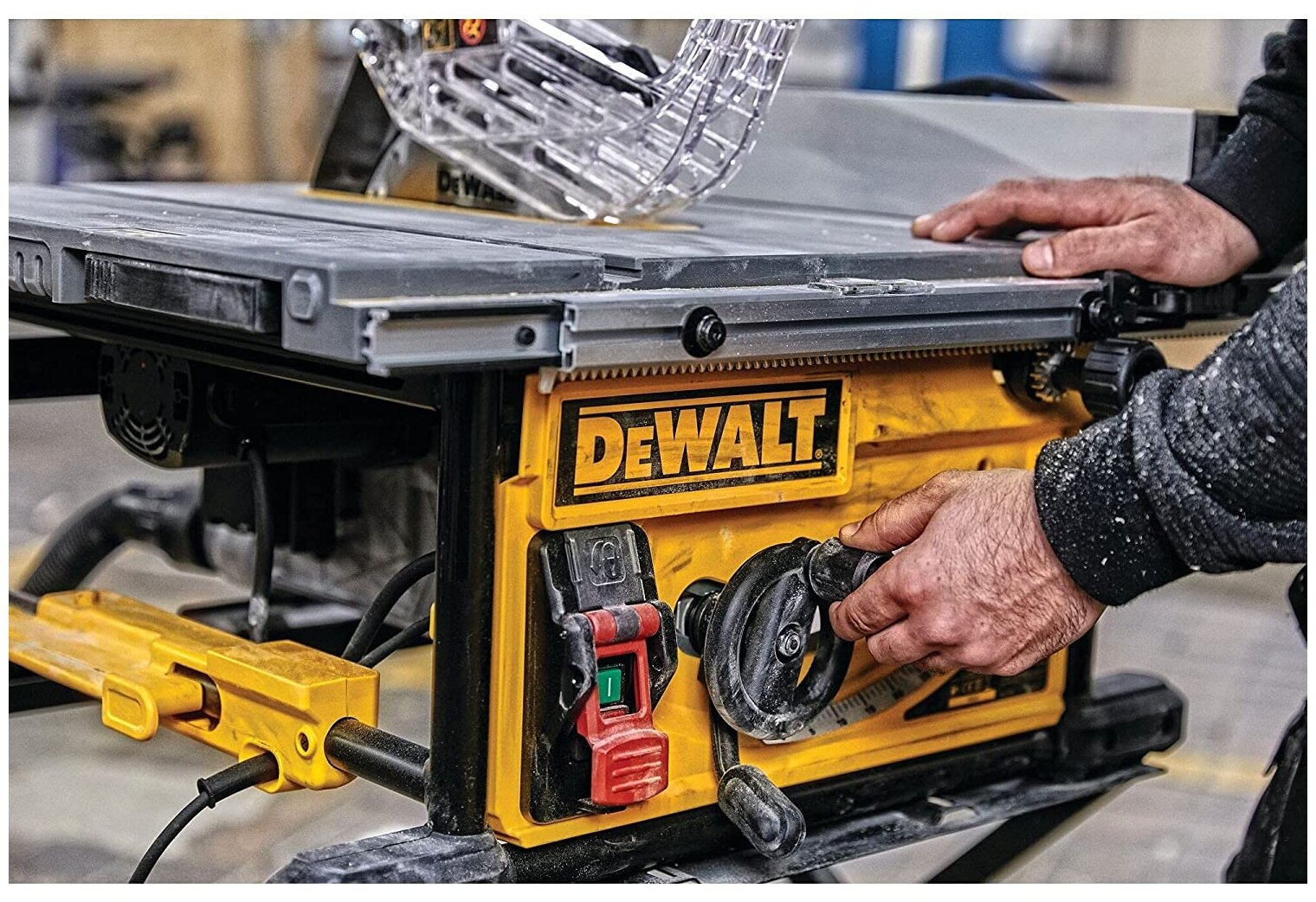 Настольная пила DEWALT DWE7492-QS