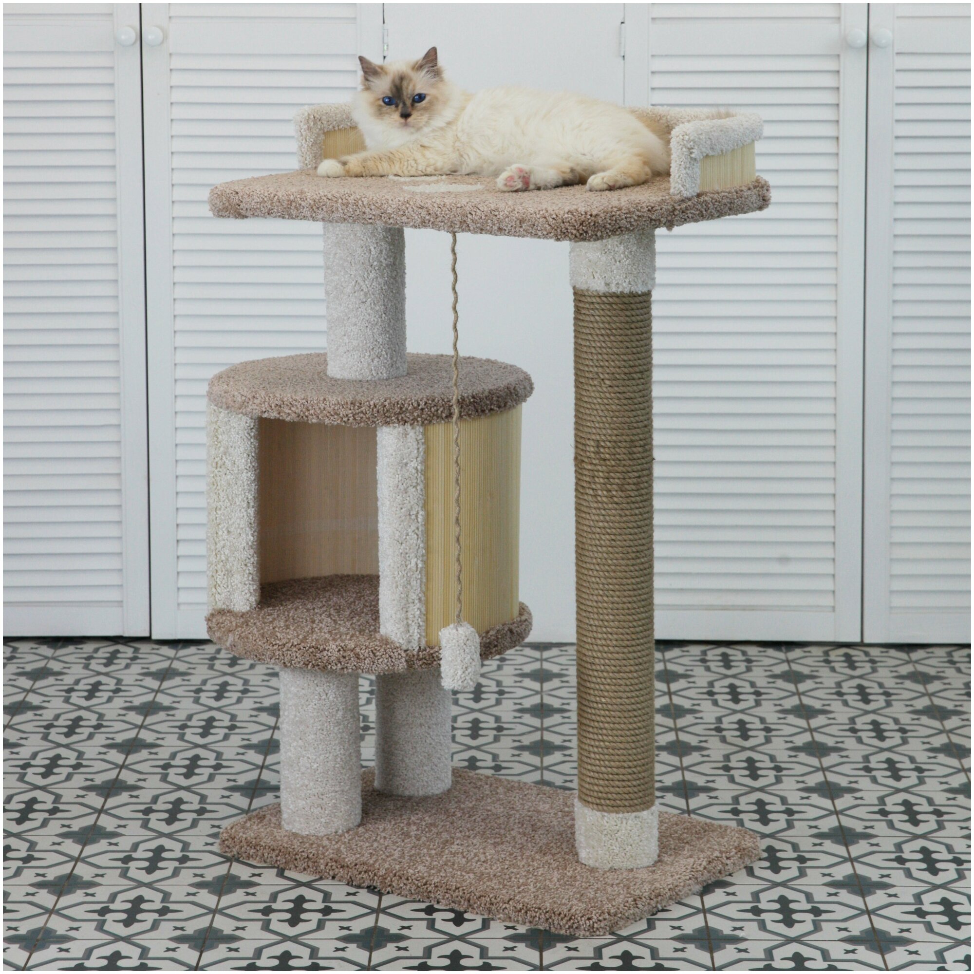Домик для кошки Котомастер "Барни" высота 100см, капучино/ваниль - фотография № 5