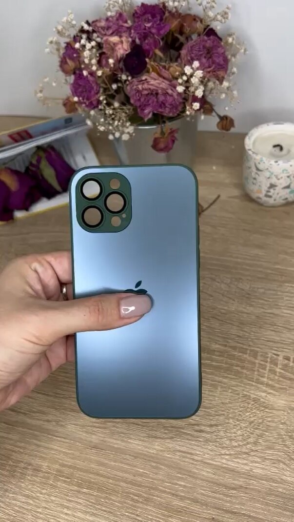 Чехол матовый стеклянный на iPhone 12 Pro Зеленый