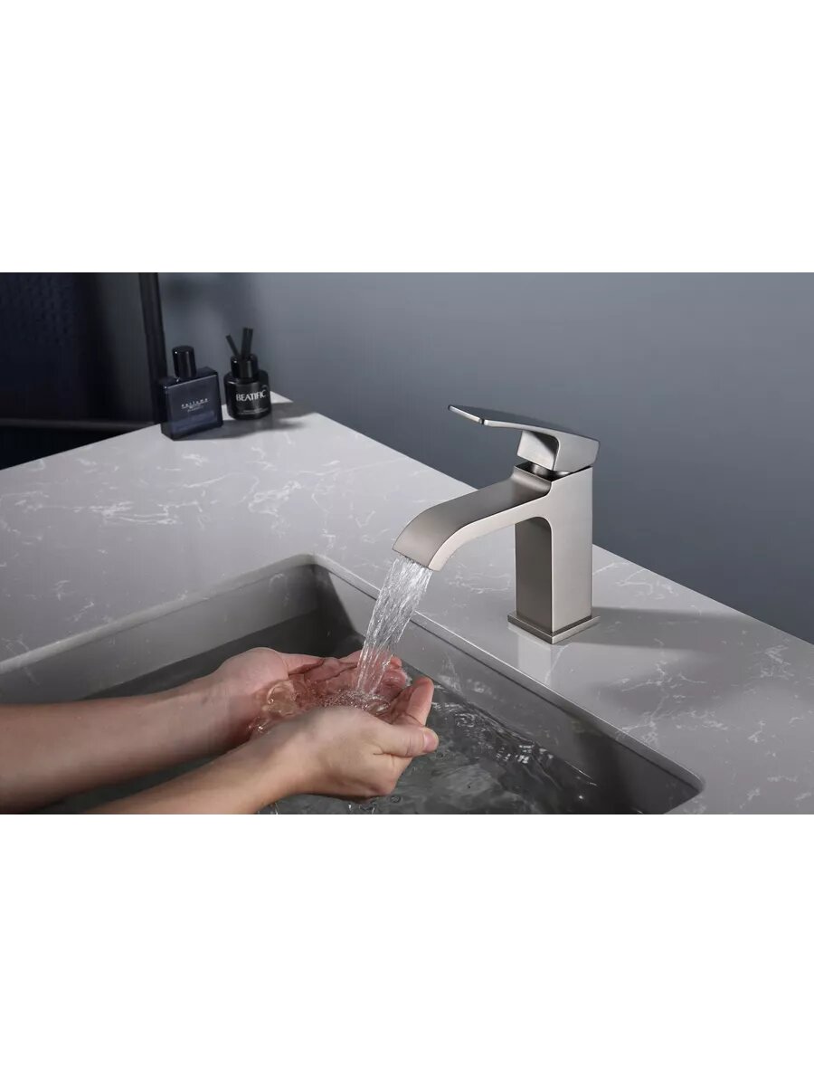 R02.10.09 Смеситель для раковины — фото 1