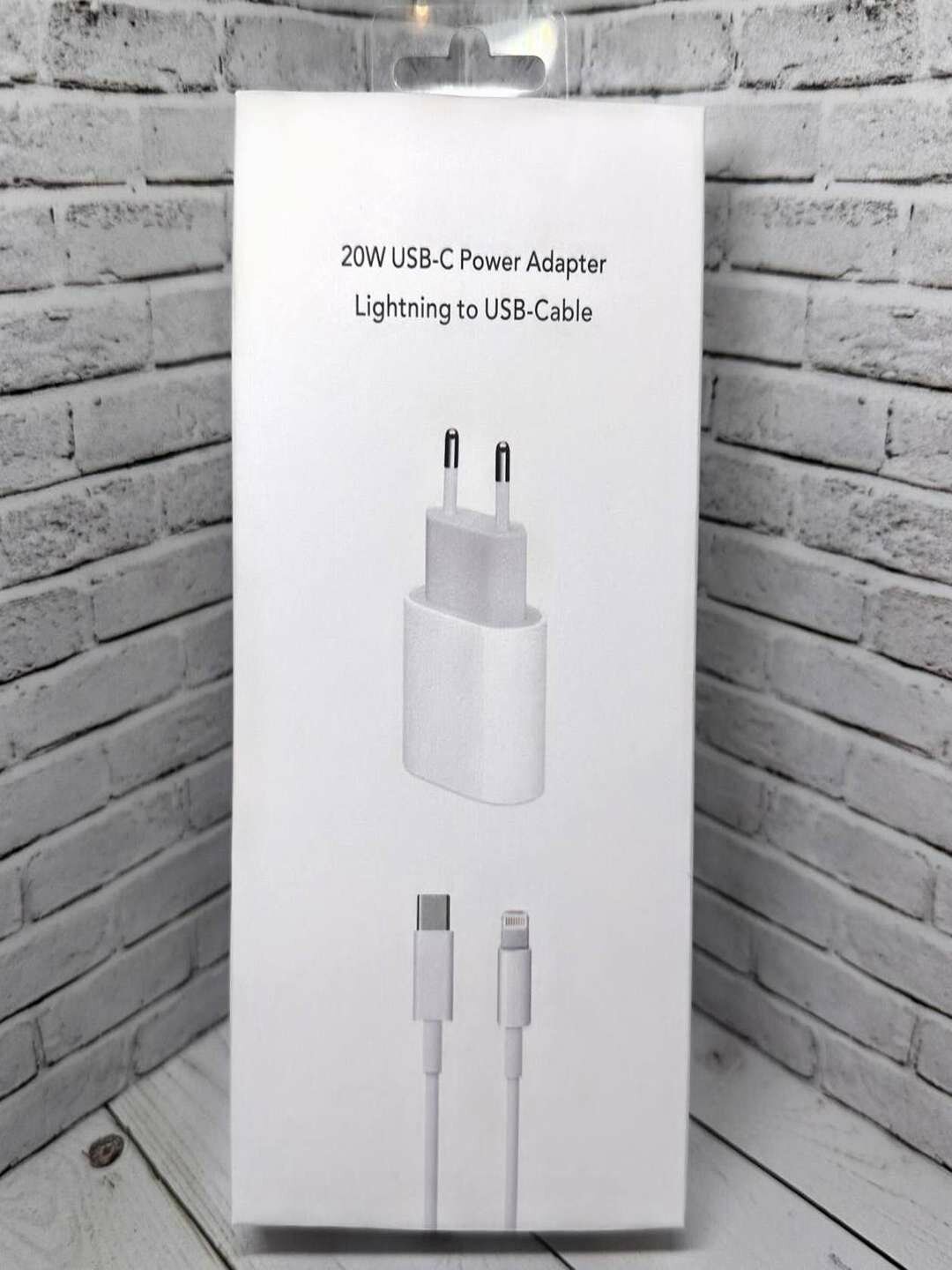 Быстрое зарядное устройство 20W USB-C с кабелем Lightning для iPhone, белый.