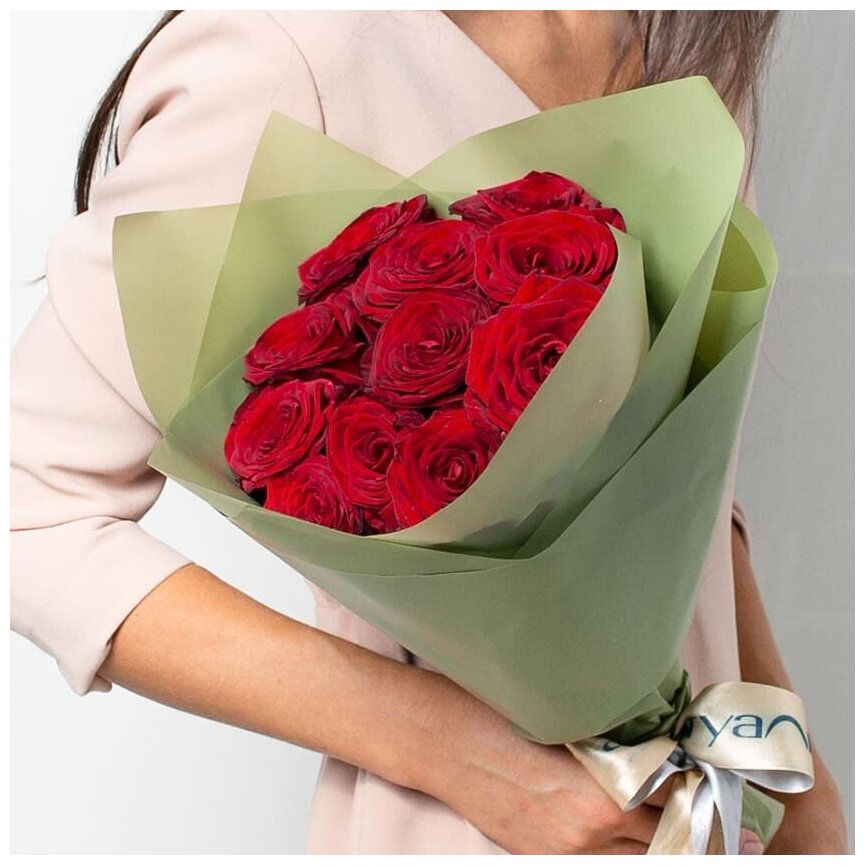 Цветы живые букет из красных роз 11 шт. 40 см, Лэтуаль Flowers