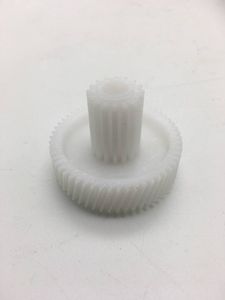 фото Шестерня мясорубки зубьев Количество зубов: 54/16 с металлической вставкой мясорубки VITEK . PANASONIC, хозяюшка , ротор