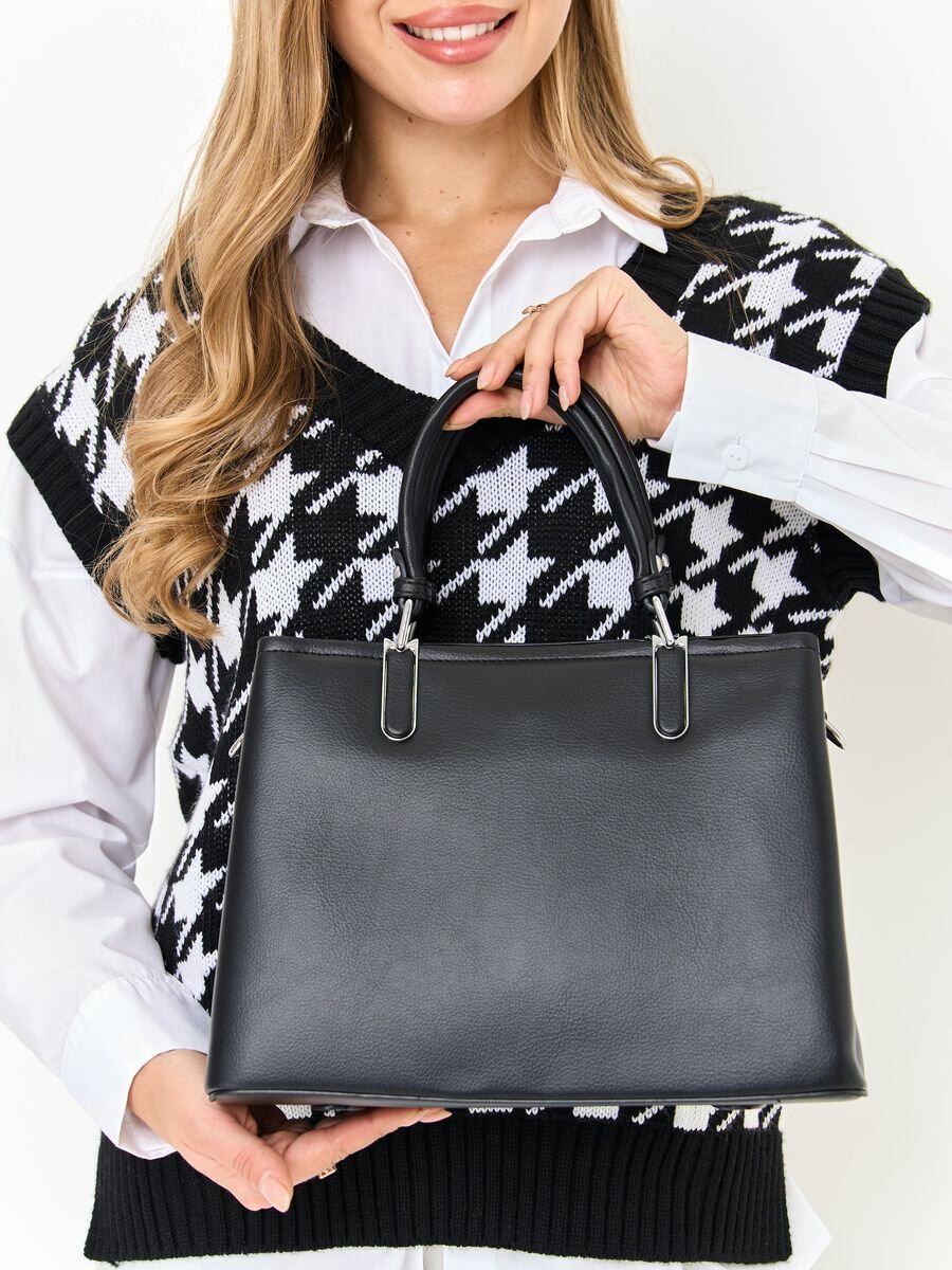 фото Сумка женская через плечо кожаная тоут