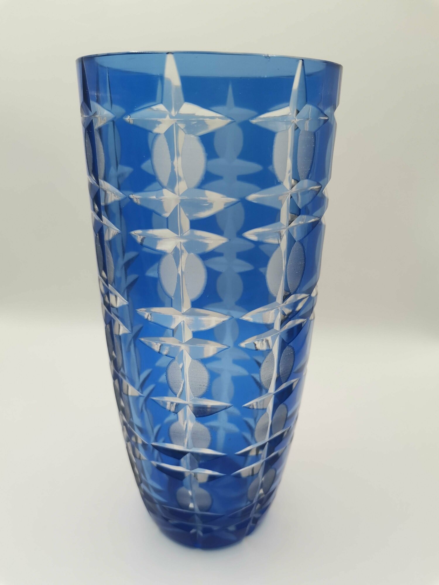 фото Ваза Цветное Синее Стекло Высота 20 см Времён СССР Винтаж!