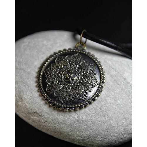 Колье Grow Up бронза 990₽