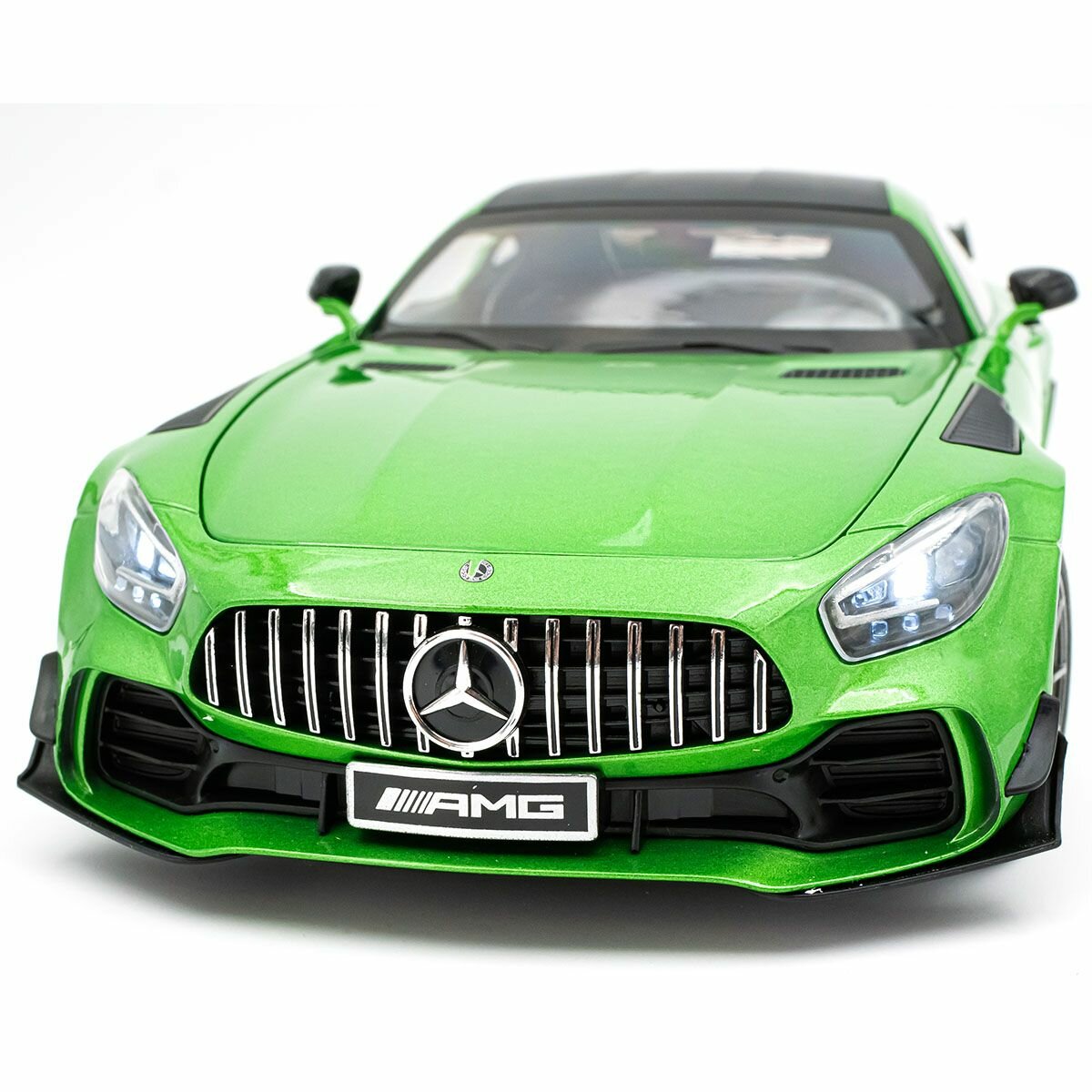 Детская машинка Mercedes-AMG GTR V8 Biturbo 1:18, коллекционная модель Мерседес 27 см