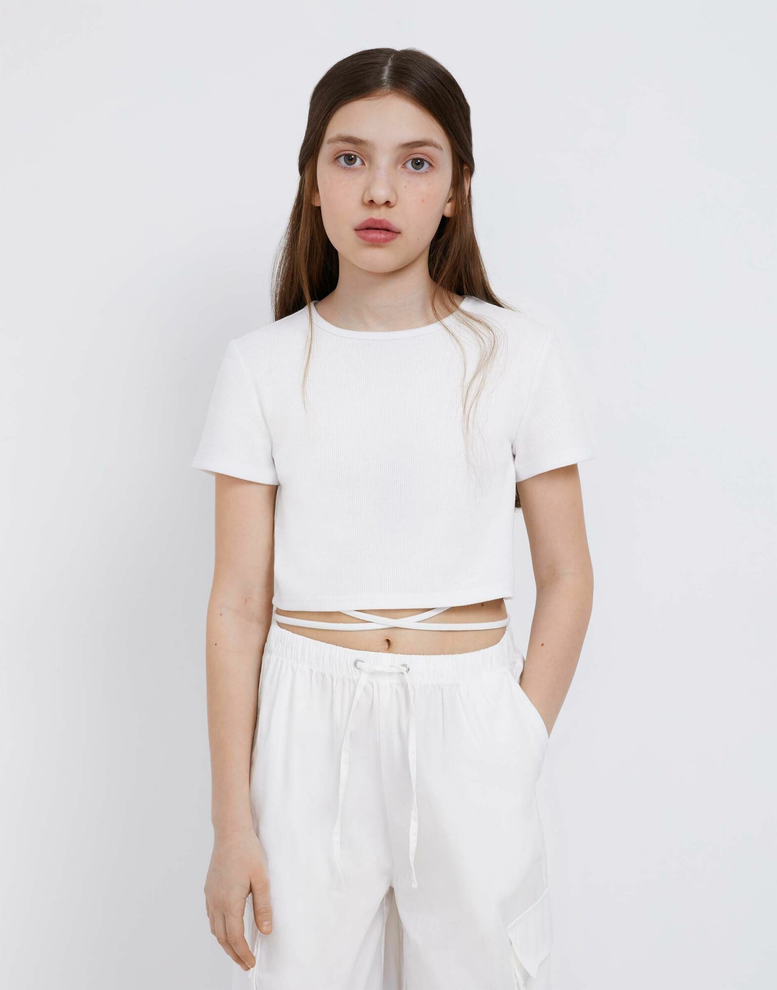 Футболка Gloria Jeans размер 8-10л/134-140 белый