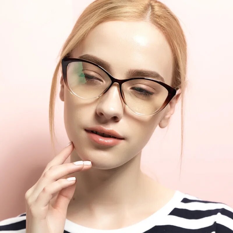 Женские очки Chashma "кошачий глаз" из TR90