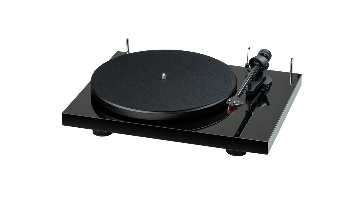 Виниловый проигрыватель Pro-Ject Debut E Carbon HG Black 2M Red UNI