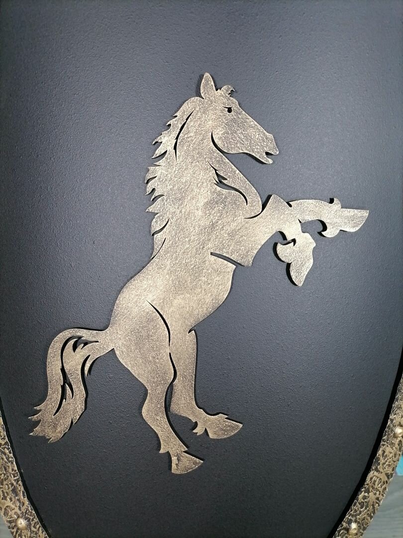 Кованый щит Конь — фото 1