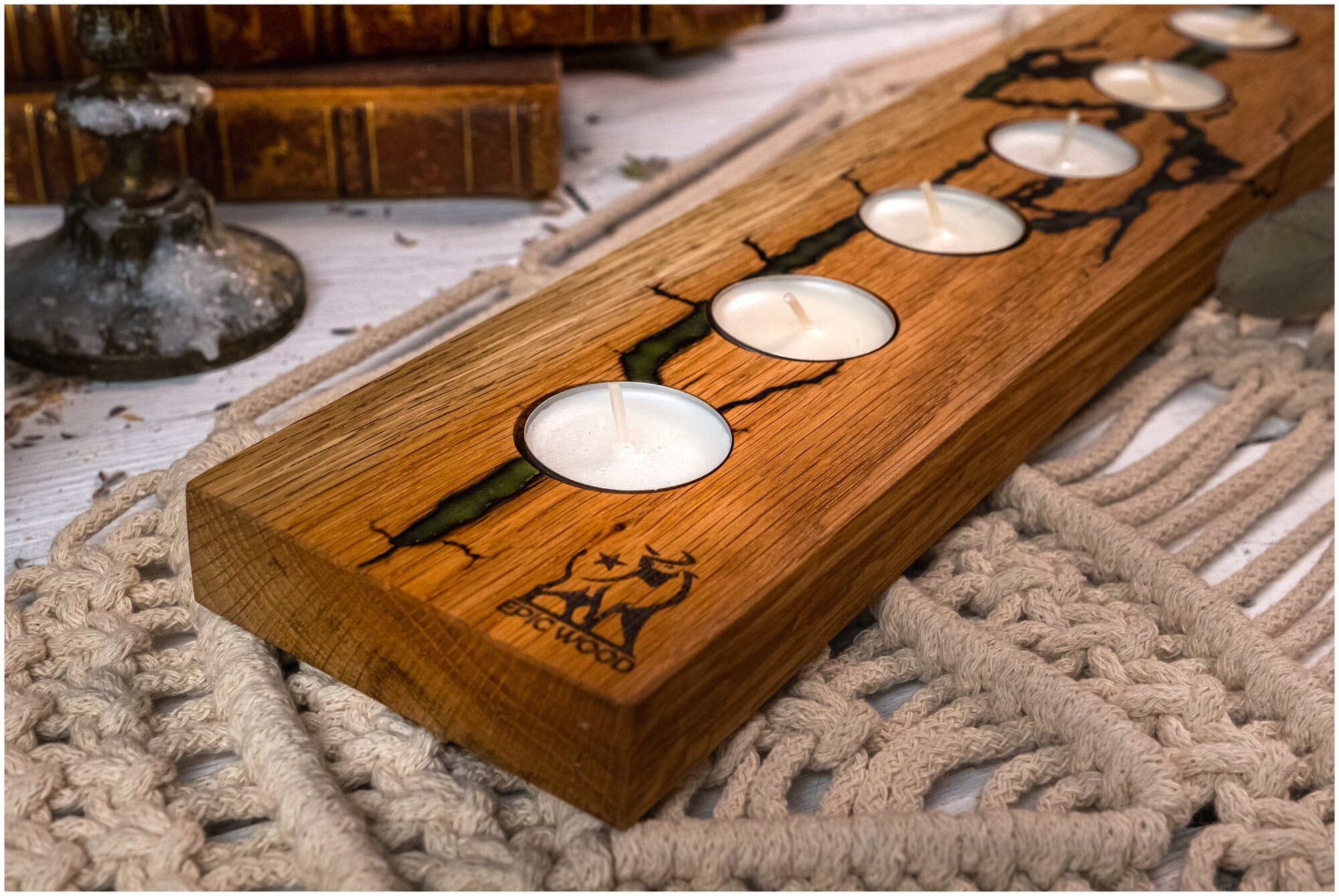 Подсвечник деревянный "7 свечей" 49,5х9,5 см. для чайной свечи (зеленая молния) - фотография № 3