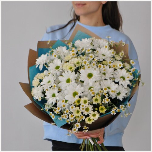Изображение товара Букет полевой с хризантемой и ромашками "Привет, ромашки!" размер S
