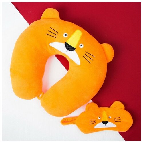 Подголовник Лев с маской 2150₽