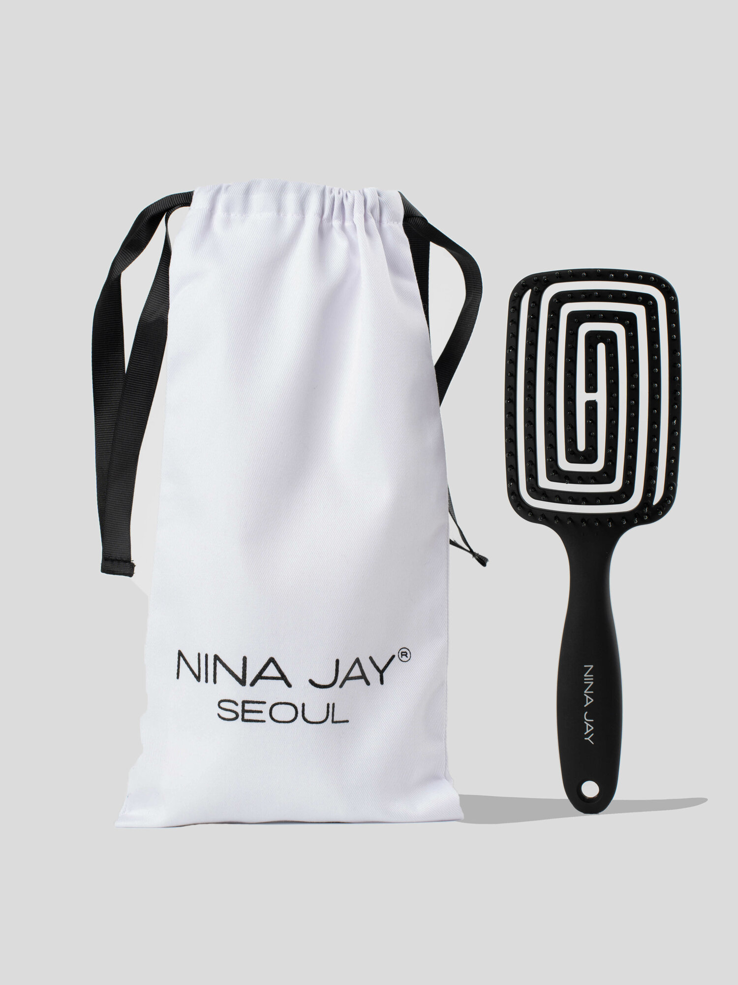 Набор расческа NINA JAY, для длинных волос, в подарочном мешочке, черная