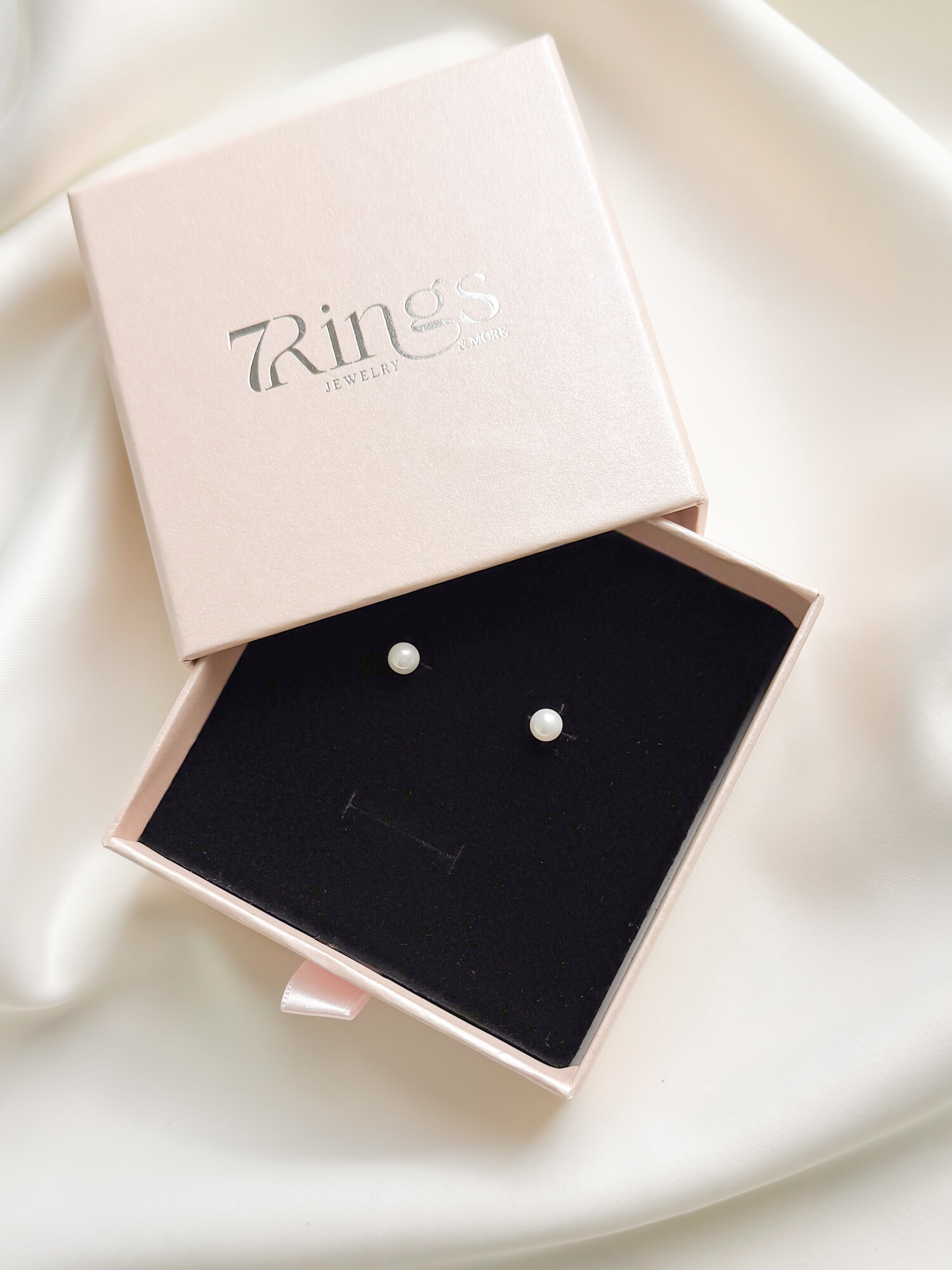 Моносерьга, жемчуг имитация, Swarovski Zirconia, размер 6 мм, Silver — фото 1