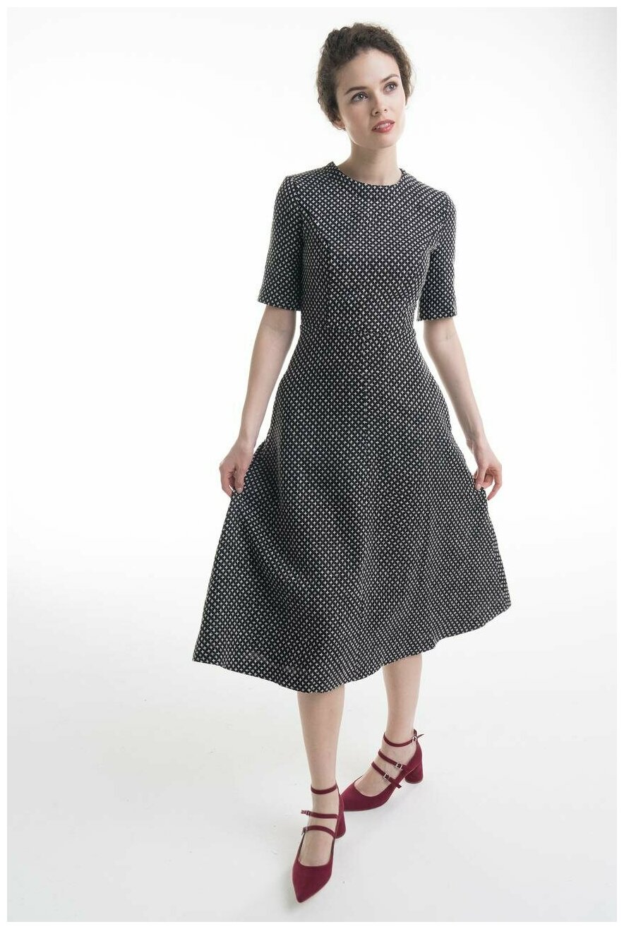 Купить Приталенное миди платье из плотной ткани Libellulas 10073 Черный ...