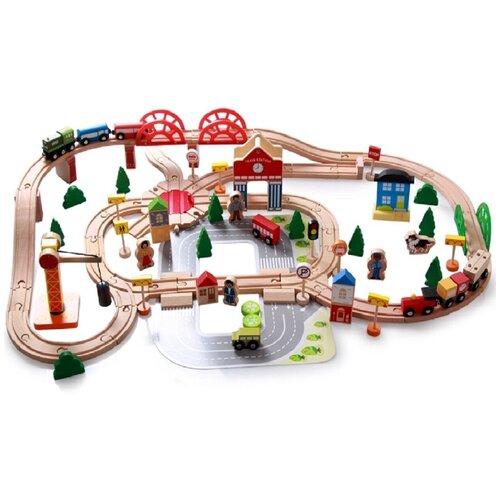 фото Игровой набор конструктор детская деревянная железная дорога. рабочий городок с краном, 120 деталей, с круговой развилкой и цветными подложками. tianqi
