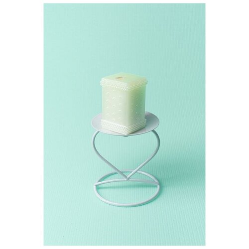 Свеча c жемчугом прямоугольная размер 6х8 см 599₽