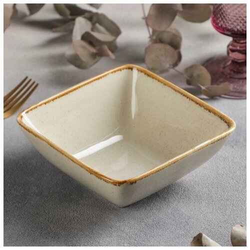 фото Миска квадратная "опал" 14х6 см. цвет бежевый 6959085 сима-ленд