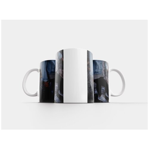 фото Кружка "люди, джинсовая ткань, куртка" 320 мл lotsprints