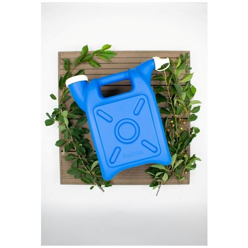 Канистра / Лейка / 15 литров / синяя / Канистра для воды / Лейка садовая / Radivas