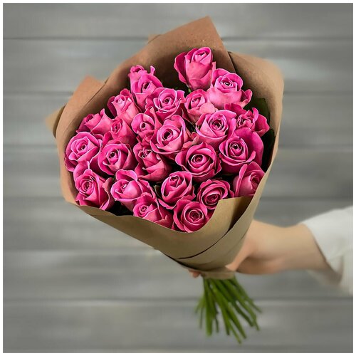 Букет из 21 розовой розы 40 см в крафте Д