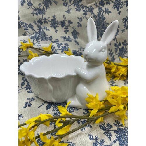 Конфетница цветок с кроликом 2540₽