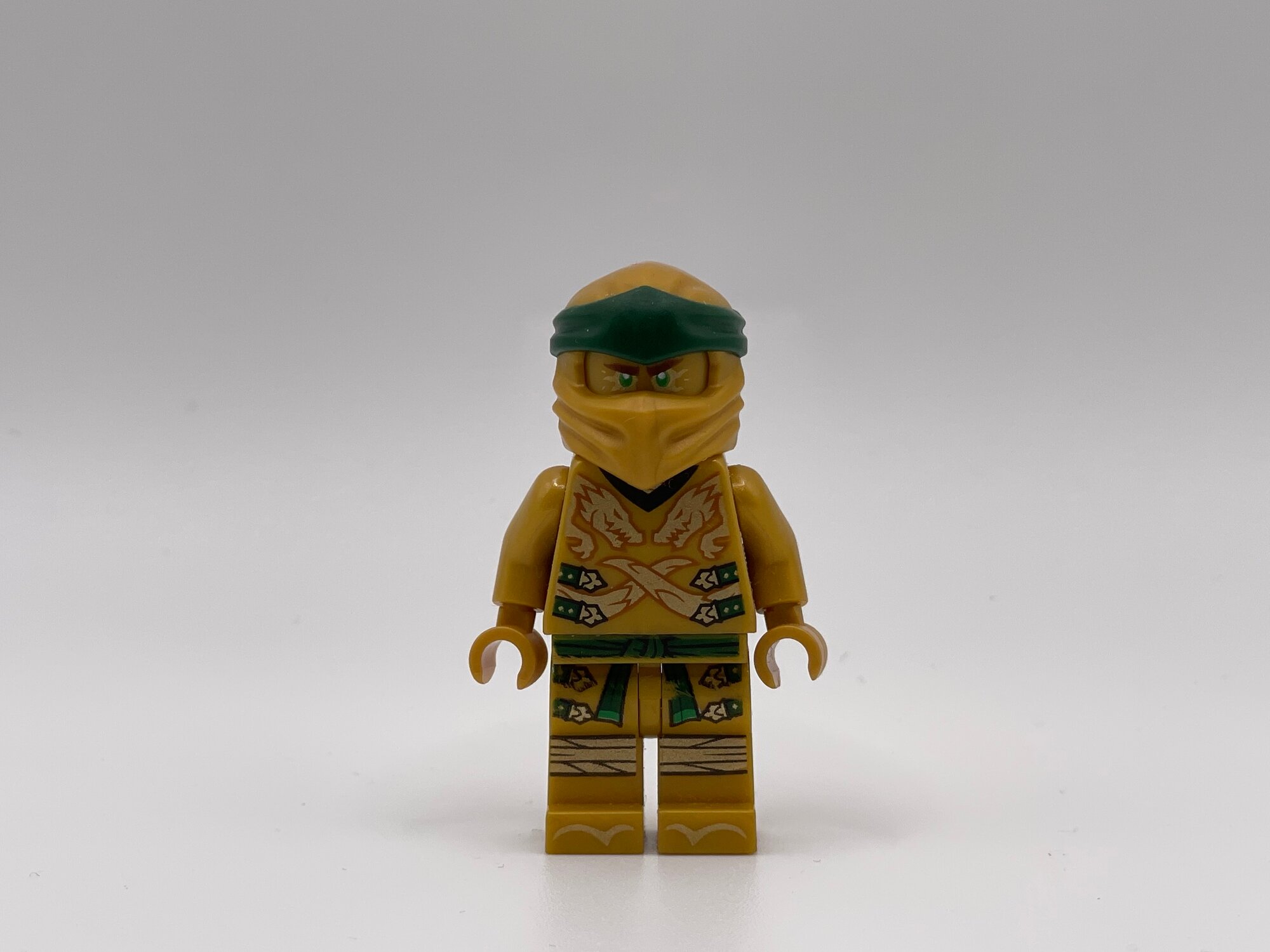 Минифигурка LEGO Ninjago Lloyd Golden Ninja Legacy njo499