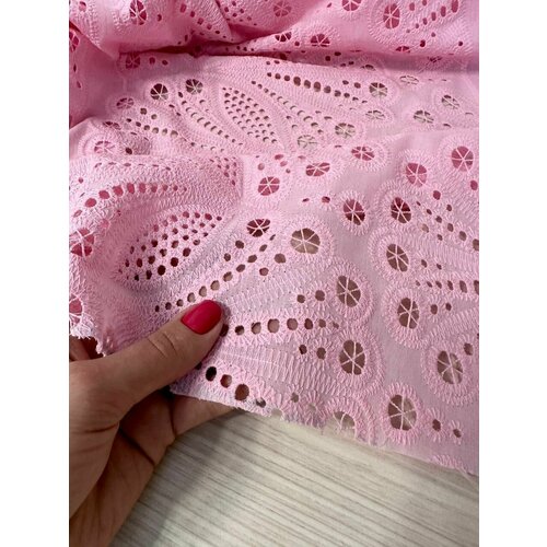 2м. Шитье, прошва - вышитая ткань для шитья и рукоделия. Рисунок Розовый цветок. Ширина 150 см