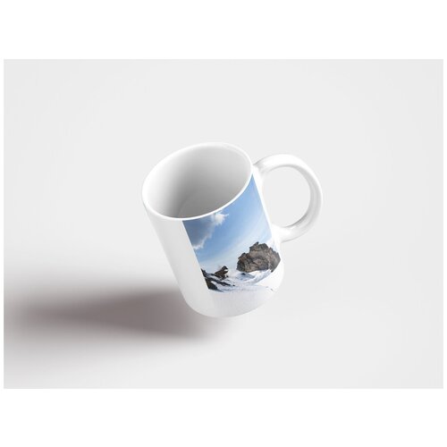 фото Кружка "зима, снег, горы 320 мл. белая lotsprints