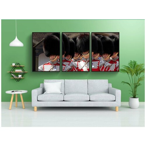 фото Набор модулных постеров для интерьера "королевская гвардия, букингемский дворец, охранники" 60x90 см. в тубусе, без рамки lotsprints