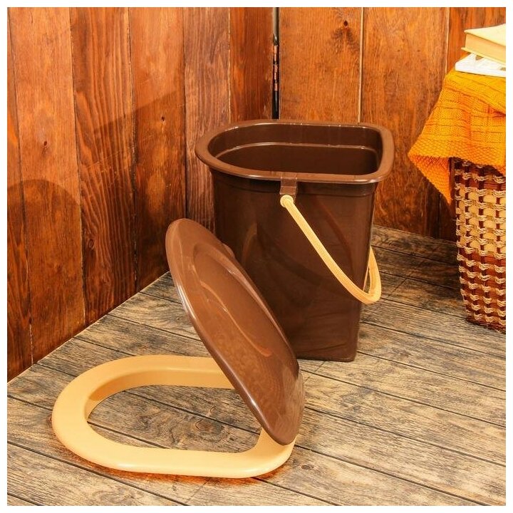 Альтернатива Ведро-туалет, 17 л, съёмный стульчак, коричневый - фотография № 3