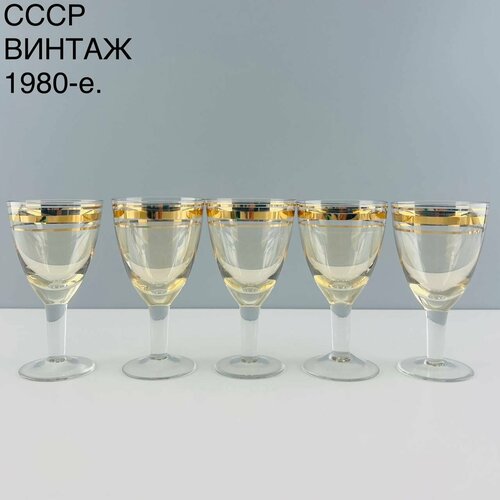 Винтажный набор рюмок 