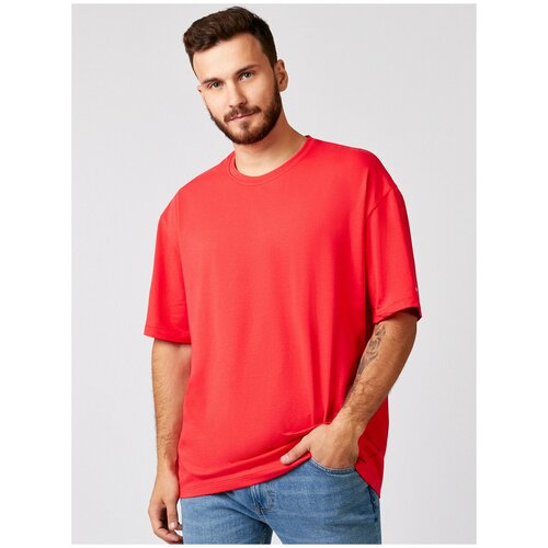 фото Футболка оверсайз мужская depends, цвет красный, размер s