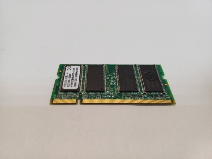 Оперативная память SO-DIMM Hynix 128Mb P2100S HYMD216M646C6-HSM