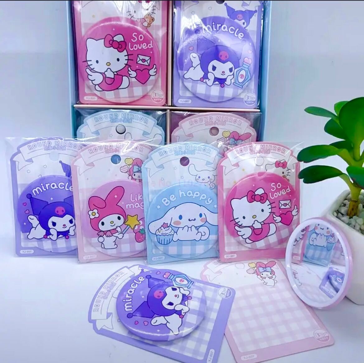 Зеркальце карманное Куроми Kuromi Hello Kitty Cinnamoroll My Melody аниме