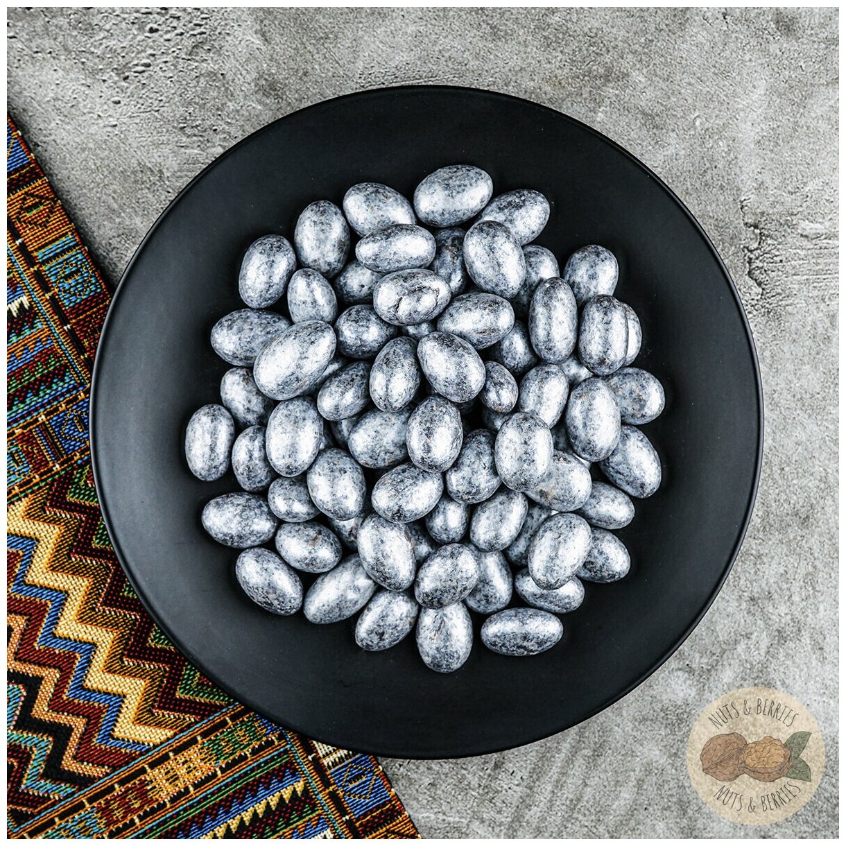 Миндаль в серебряной глазури Nuts&Berries 500гр - фотография № 2