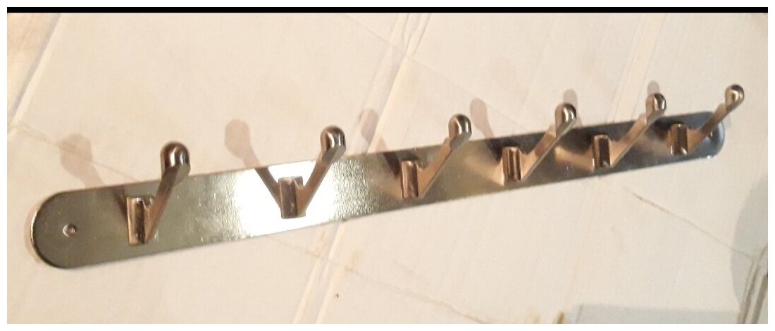 Вешалка " рядная" 6 крючков на метал планке . Цвет " матовый стальной"L= 505 мм - фотография № 2