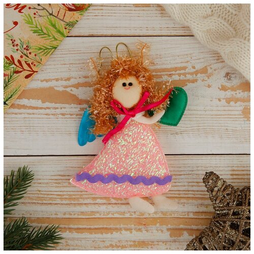фото Мягкая подвеска "ангелочек - девочка с сердцем" 13*10 см розовый зимнее волшебство