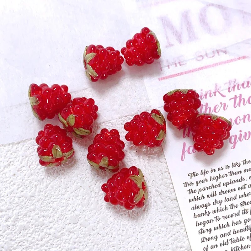 Розовые и красные стеклянные бусины клубника 2 шт. 2pcs red
