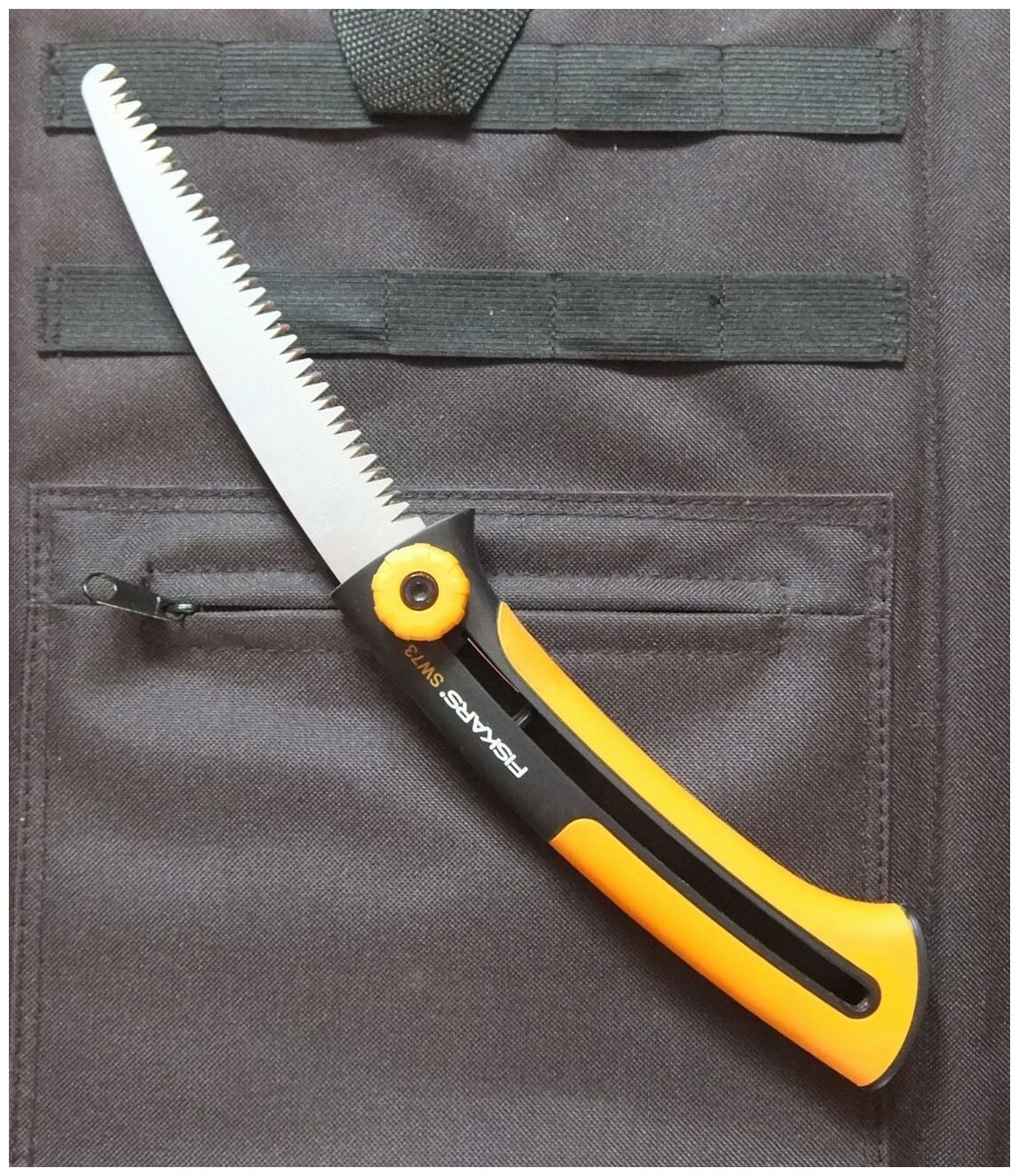 Пила Fiskars садовая Xtract SW73, малая 1000613 - фотография № 8