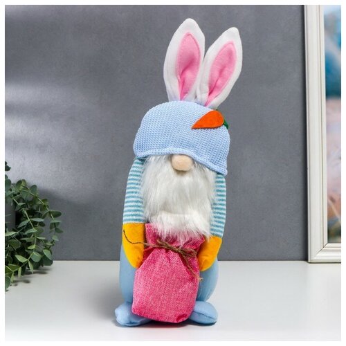 Кукла интерьерная Гном в шапке с зайчьими ушами, с мешком голубой 40х14 см
