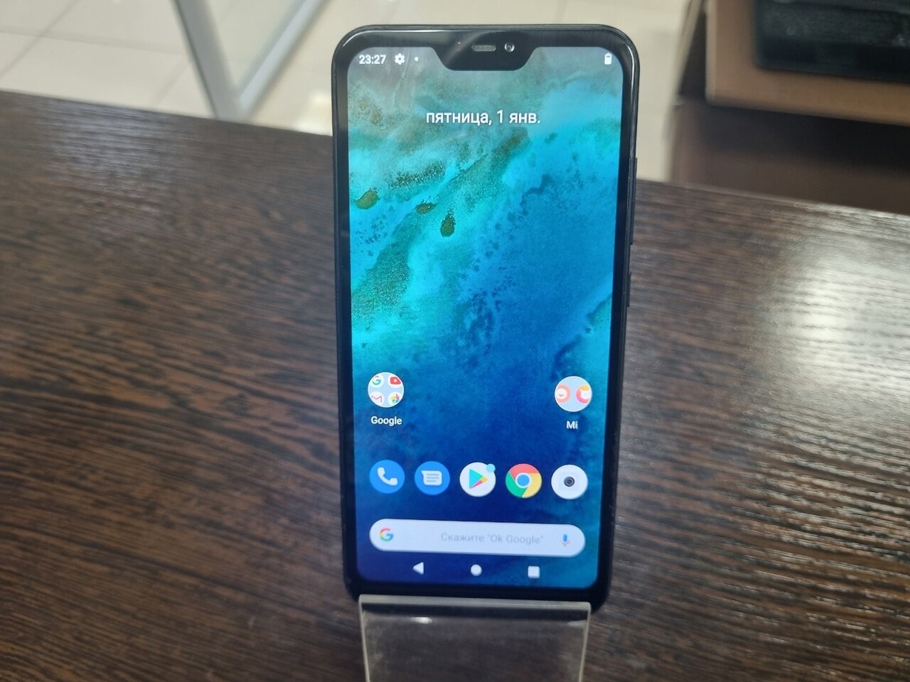 Смартфон Xiaomi Mi A2 Lite 3/32 ГБ, Dual nano SIM, черный